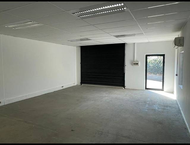 INDUSTRIAL PROPERTY TO RENT IN HENNOPSPARK
